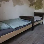 Hostel V Klastore - *