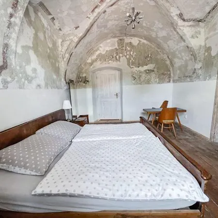 V Klastore - * Rožňava