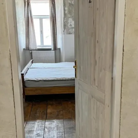 بيت شباب V Klastore - *